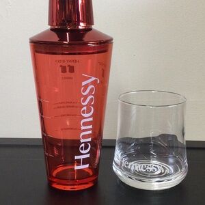New Hennessy Cocktail Shaker And Glass Set